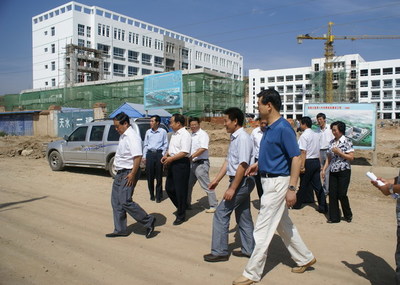 張克強(qiáng)帶隊(duì)赴張家川縣考察城鎮(zhèn)建設(shè)，麥積區(qū)組團(tuán)學(xué)習(xí)先進(jìn)經(jīng)驗(yàn)