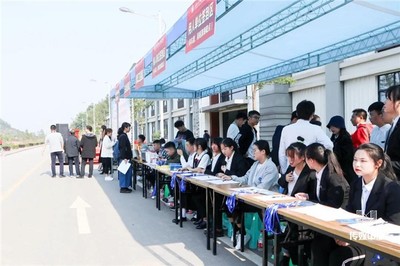歡迎訪(fǎng)問(wèn)重慶大學(xué)城市科技學(xué)院 組團(tuán)帶隊(duì)參觀(guān)指南